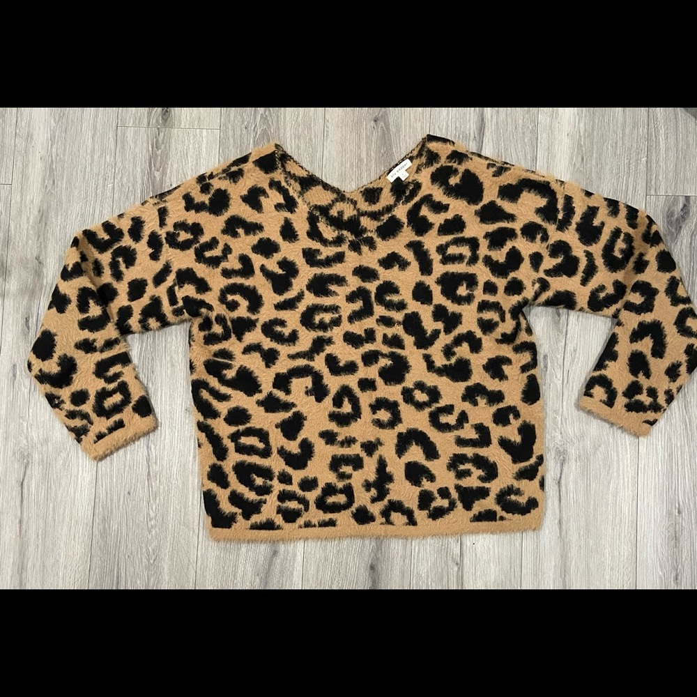 Leopard sweater